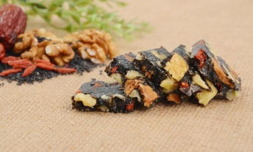 宝宝脸上咬完红包越来越大怎么办-宝宝脸上咬完红包越来越大网宝宝脸被咬一直有印子知识网站,分享宝宝脸上咬完红包越来越大怎么办大全